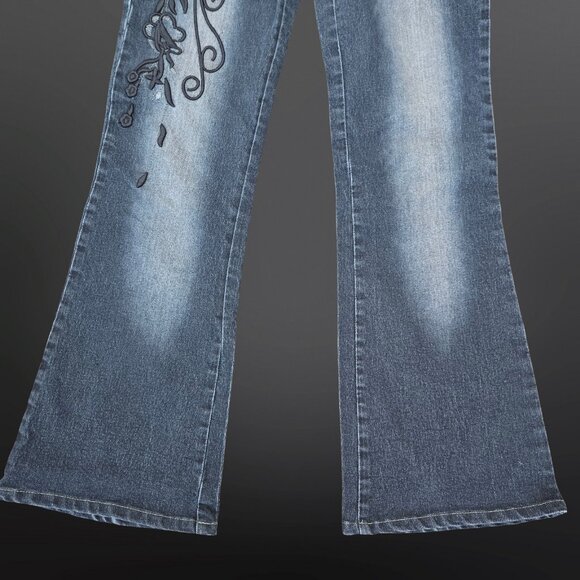 Y2K Embroidered Butterfly Jeans Bootcut Mid Rise Size 7 Fairy Boho Festival - Picture 5 of 8